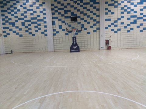 體育館運動木地板翻新，省錢又省力