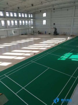 羽毛球館木地施工方案