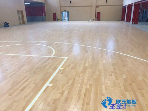 歐氏運(yùn)動(dòng)木地板，堅(jiān)持用心服務(wù)客戶