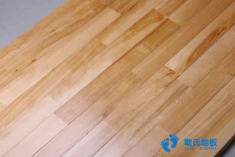 蓋州羽毛球?qū)嵞具\(yùn)動(dòng)地板施工