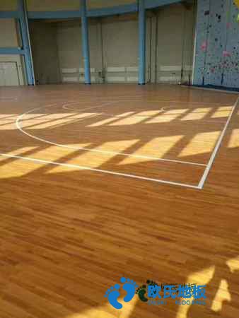 承接運動場木地板
