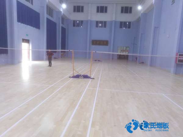 楓木體育場木地板保養(yǎng)知識(shí)