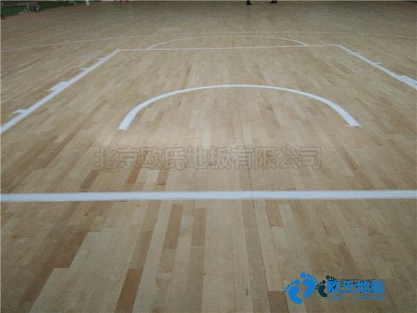 單龍骨運(yùn)動場木地板怎樣保養(yǎng)