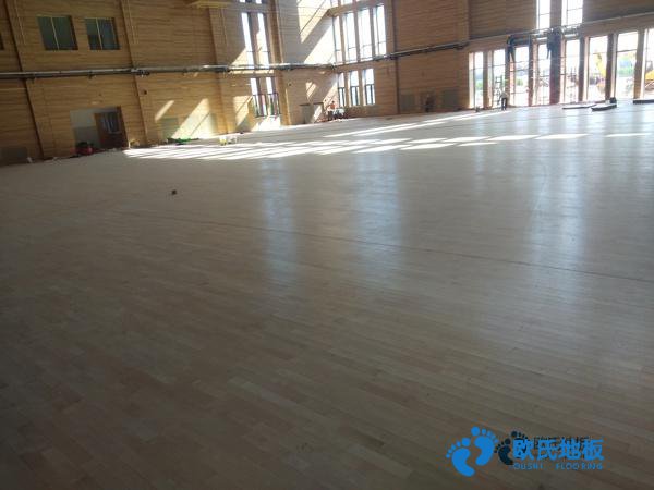 學(xué)校運(yùn)動體育地板施工工藝