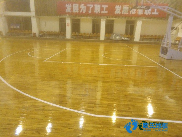 學?；@球運動木地板施工流程
