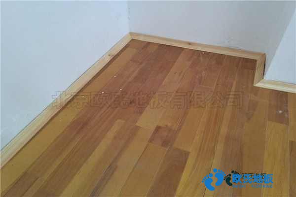 學(xué)?；@球場地地板適用范圍