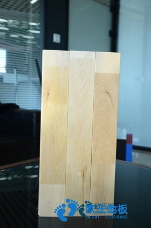 學(xué)校體育場(chǎng)地木地板施工步驟