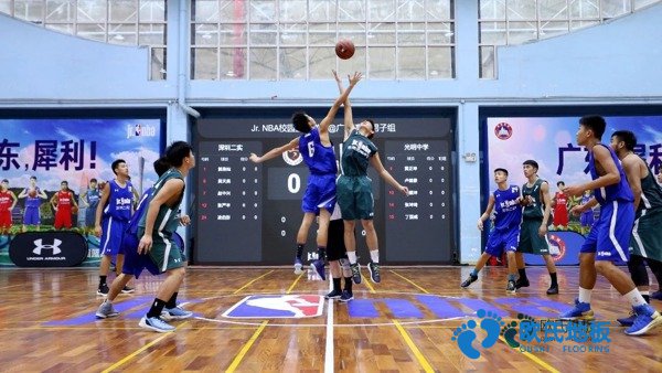 知名運(yùn)動(dòng)場(chǎng)館木地板施工方案