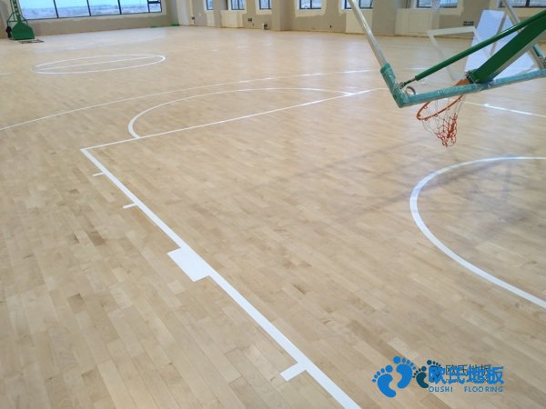 雙層龍骨運(yùn)動籃球地板如何保養(yǎng)