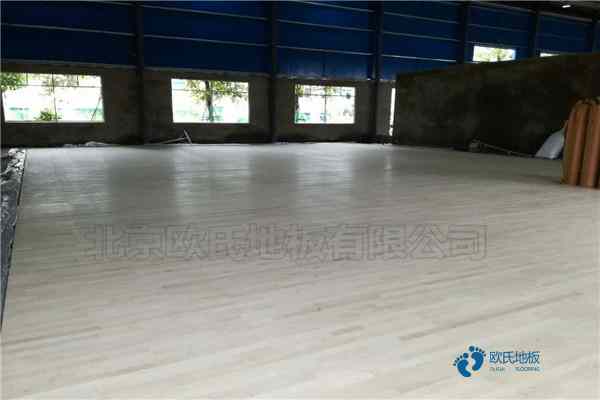 優(yōu)惠的體育運(yùn)動(dòng)木地板怎么保養(yǎng)