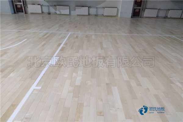 運(yùn)動(dòng)體育木地板購(gòu)買注意事項(xiàng)3