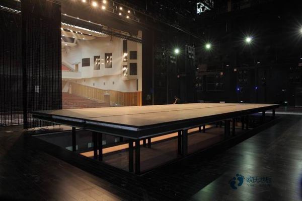 籃球場(chǎng)地木地板哪里買(mǎi)便宜1