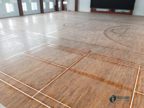 常見的籃球木地板的排名