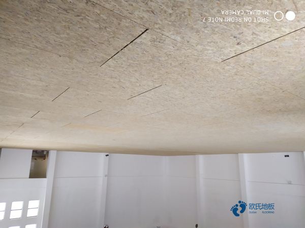 普通運(yùn)動場館木地板排行2