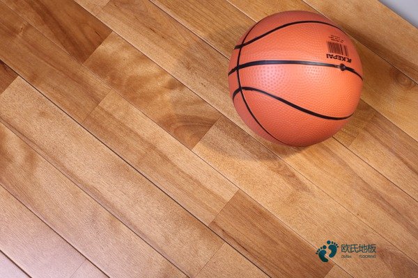 實(shí)木體育場(chǎng)木地板基材3