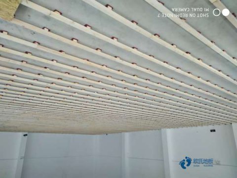 單龍骨體育場(chǎng)館木地板環(huán)保嗎