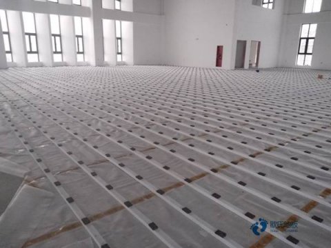 雙龍骨體育場(chǎng)館地板保養(yǎng)知識(shí)