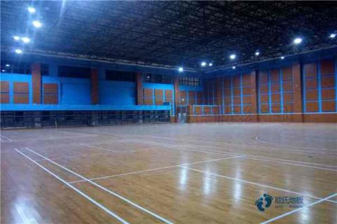 國(guó)產(chǎn)體育運(yùn)動(dòng)木地板施工流程