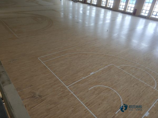 質(zhì)量好籃球運動木地板施工團隊1