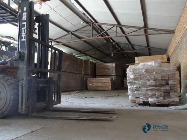 學(xué)?；@球場木地板使用范圍2