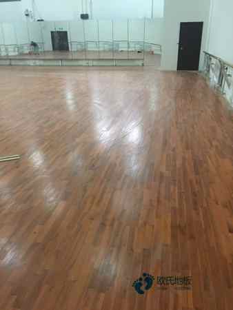 校園籃球館木地板施工流程2